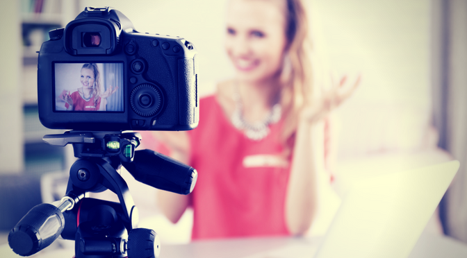How To Start A Powerful Vlog For Your Business (1)