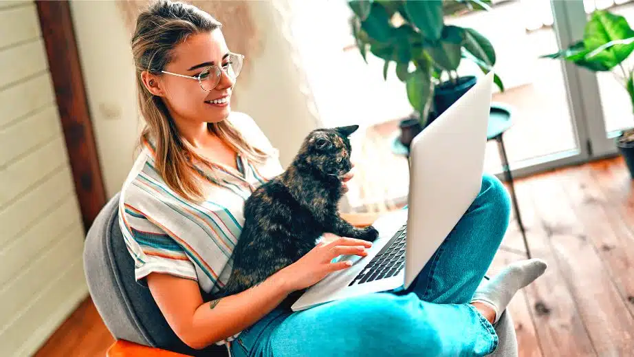 Incentivise And Conquer: Driving Leads with Opt-in Incentives